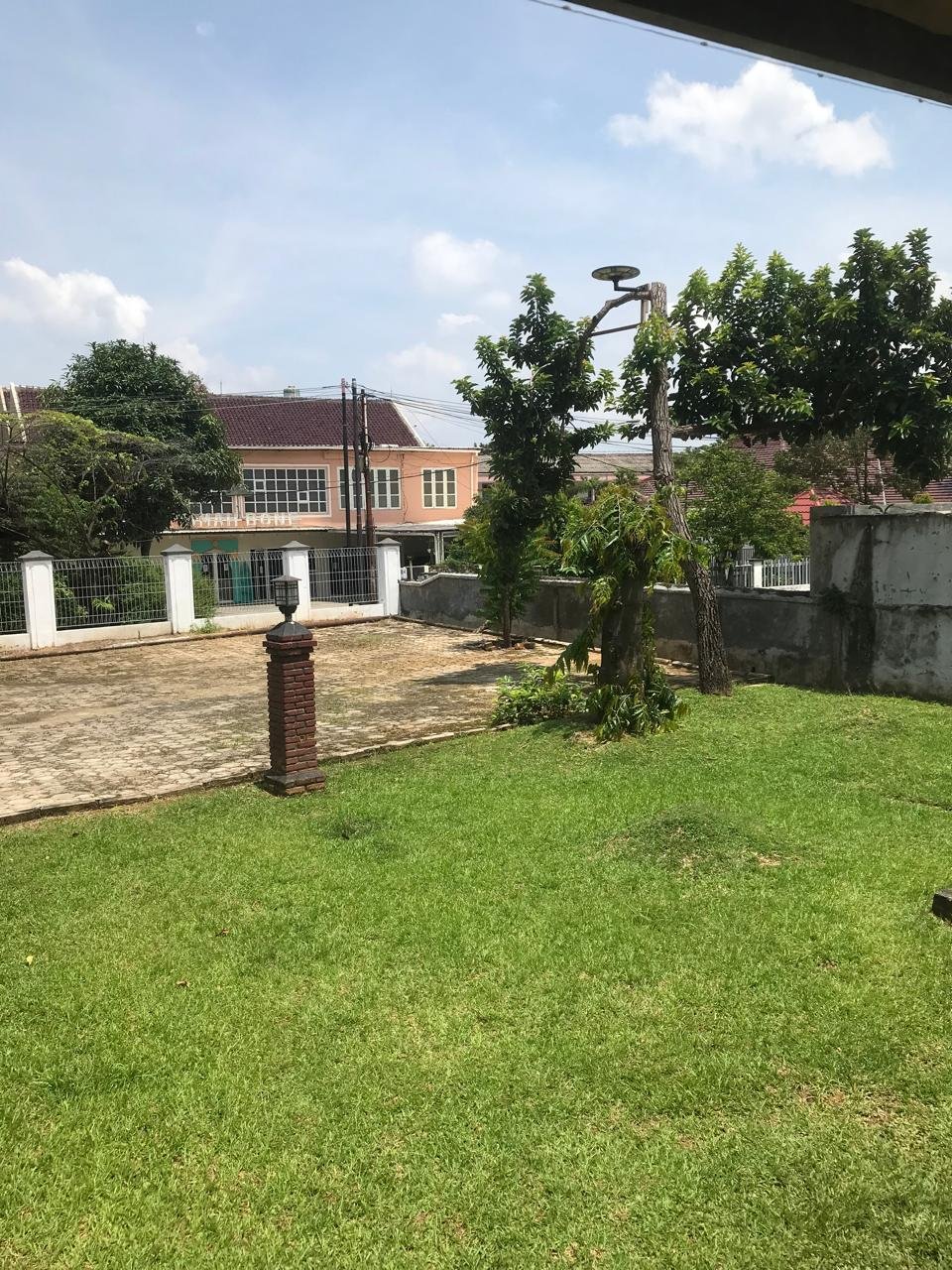 Halaman Rumah Pahoman 1